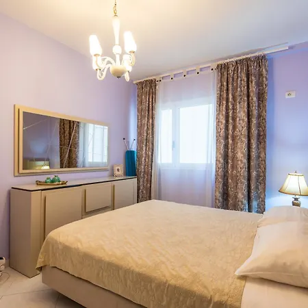 Daire Lungomare Seaside Vacation Avlonya
